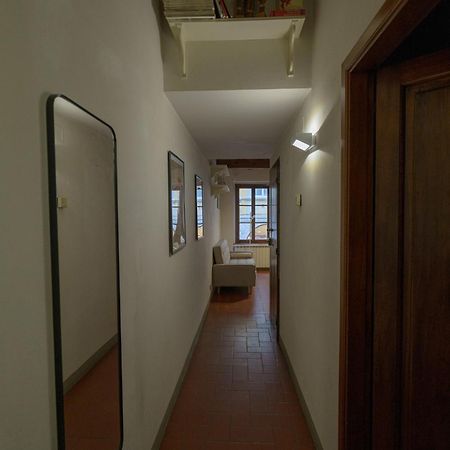 Traditional Florentine 1Br Apartment Close To Piazza Santa Croce Firenze Kültér fotó