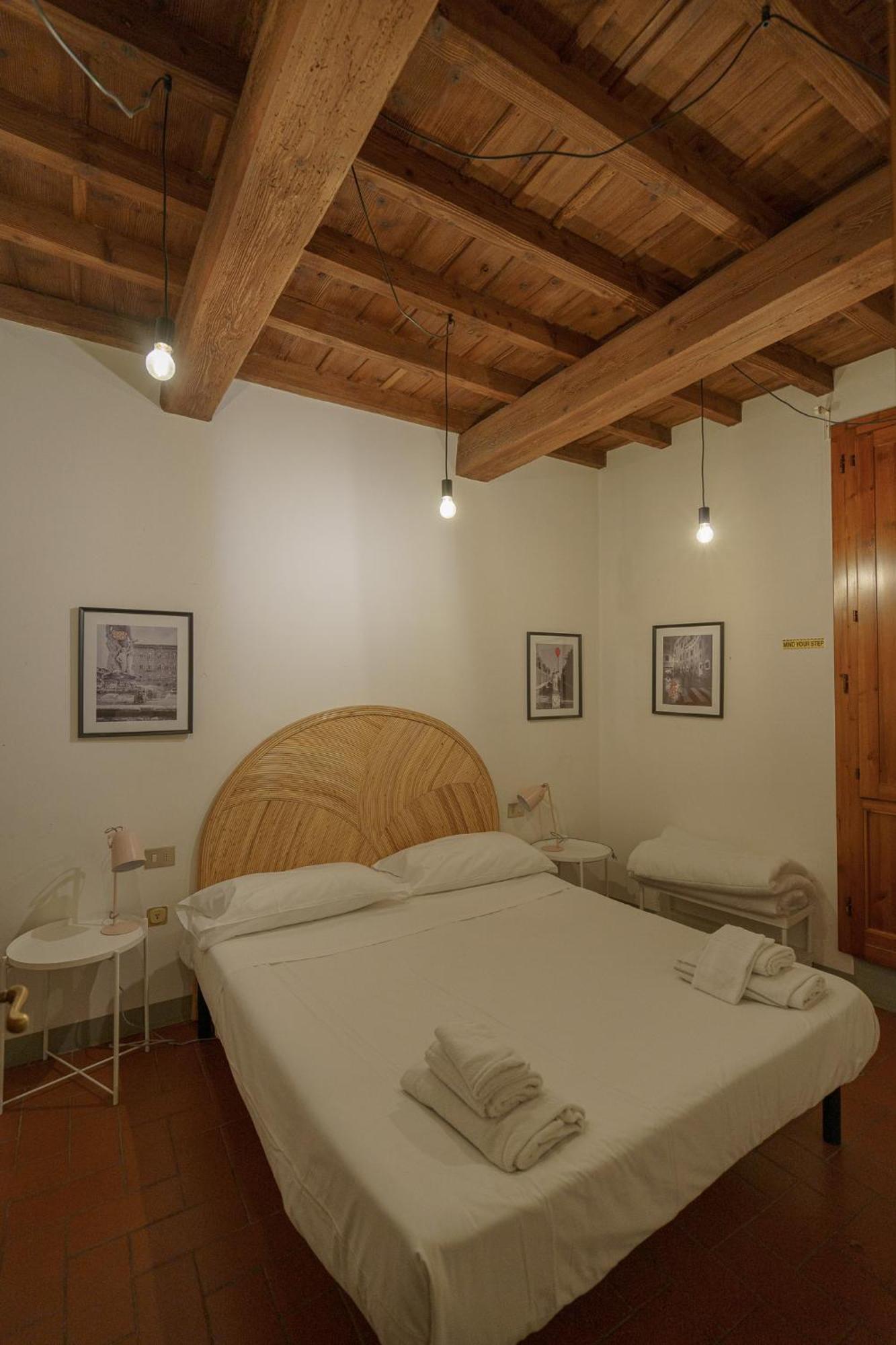Traditional Florentine 1Br Apartment Close To Piazza Santa Croce Firenze Kültér fotó